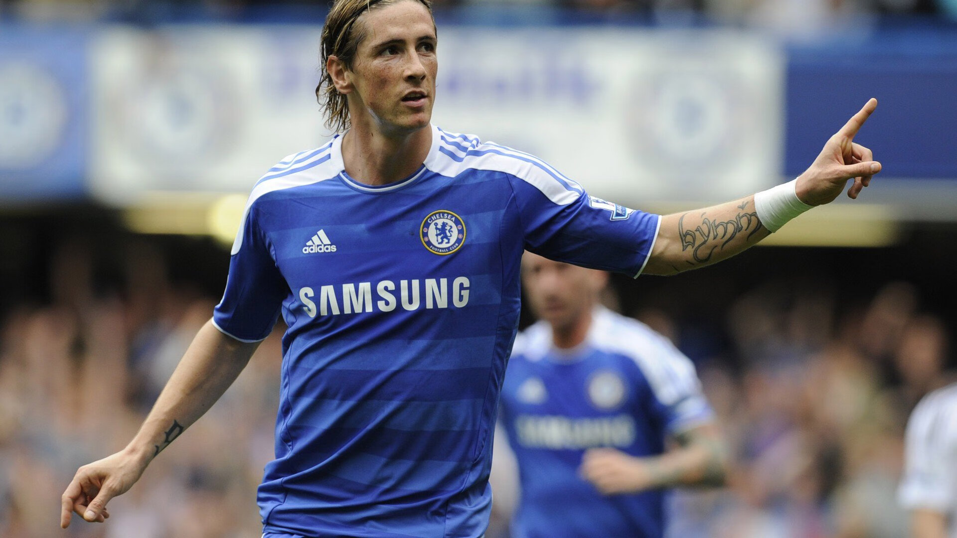 简：全黑队的“速度狂人”，突破防线如同闪电